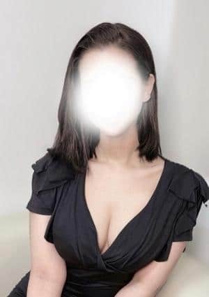 アロマフェニーチェ セラピスト かれん