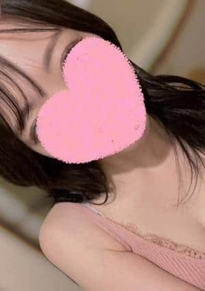 宇佐美まみ