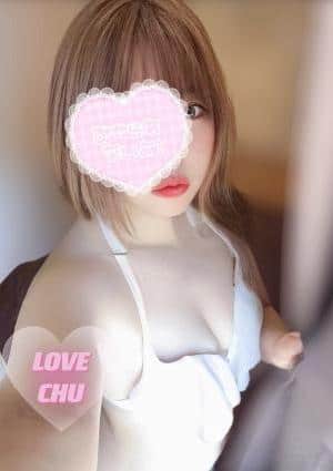 Love CHU セラピスト 成海ひな