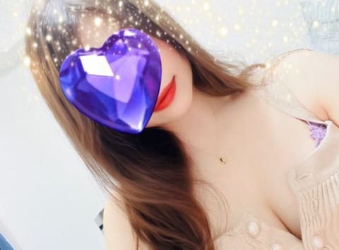 scrape_url:https://esthe-alice.net/images_staff/267/070417581817_1.jpeg