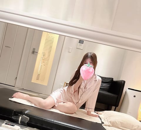 scrape_url:https://esthe-alice.net/images_staff/267/072316321041.jpg