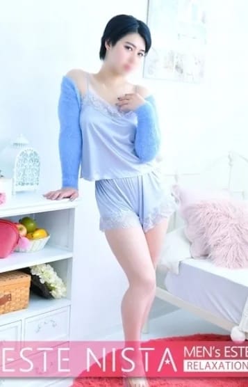 scrape_url:https://img.estama.jp/shop_data/00000029362/cast/sub/357x556/img_2auww_20260107111805.jpg?f=webp