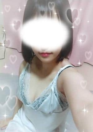 新人なゆ