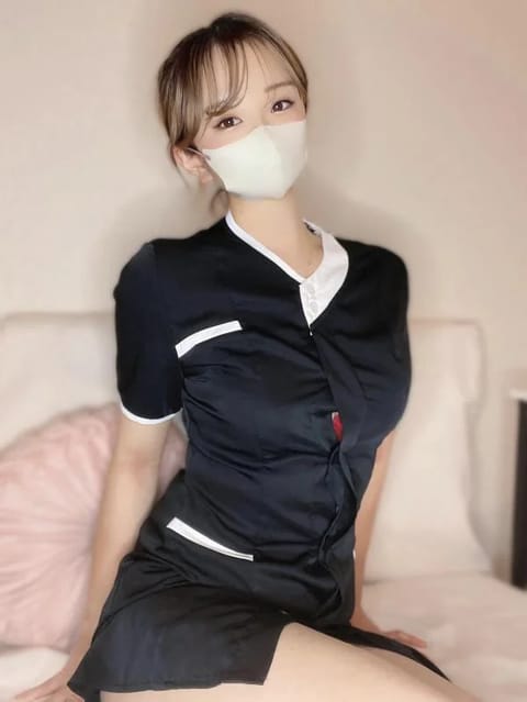本物のメンズエステ ～first class～ セラピスト 姫咲りりな 33歳