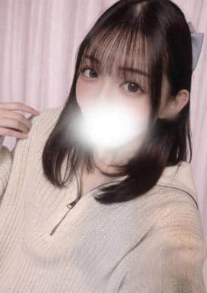 なるみや　なな