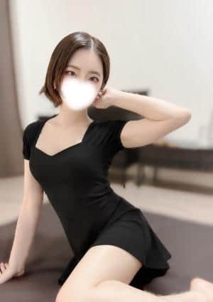 轟えま