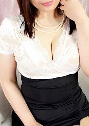 エルミネ セラピスト 冨永