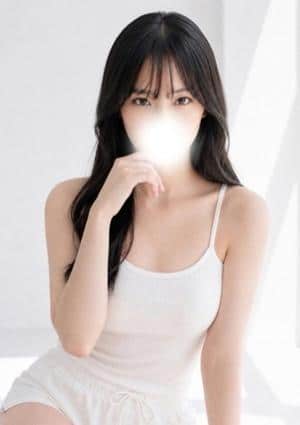 THREE（スリー）太田川ルーム セラピスト さら
