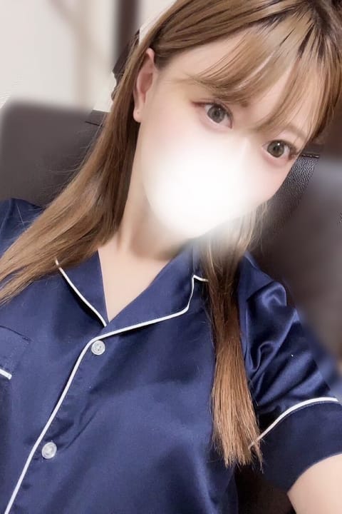 Lynx（リンクス） セラピスト 成瀬もな 21歳