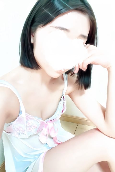 scrape_url:https://esthe-dulcis.com/images_staff/274/082613002931.jpeg