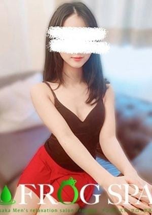 篠田ひなみ