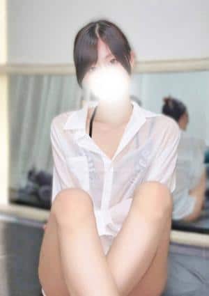 白木ひとみ