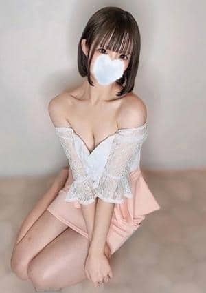 鈴乃みみ