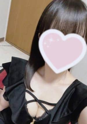 茜