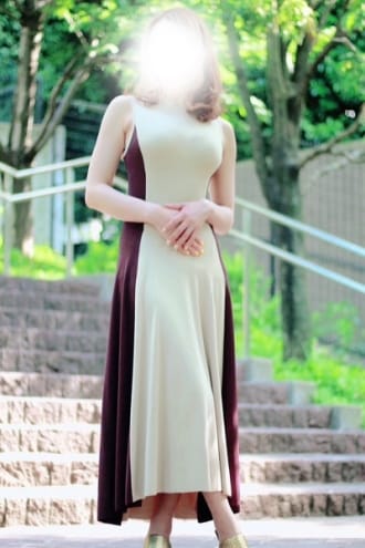 scrape_url:https://grandaromatokyo.com/images_staff/621/081014144742.jpg