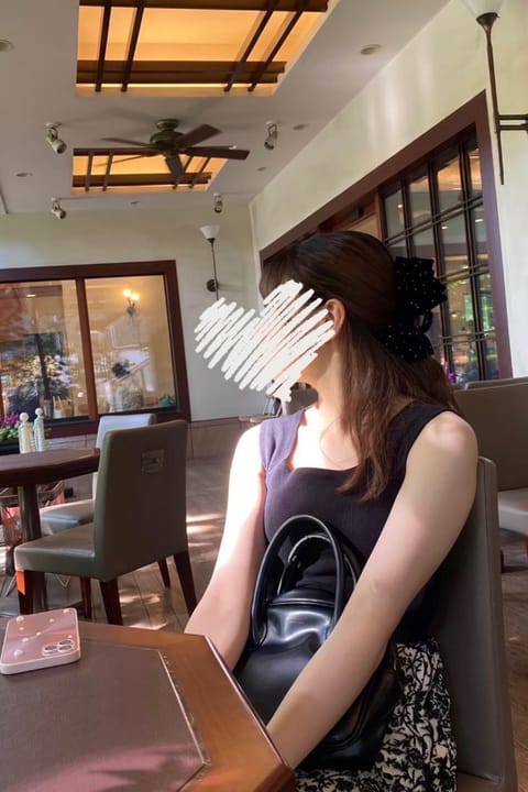 scrape_url:https://esthe-dulcis.com/images_staff/220/082009432079.jpeg