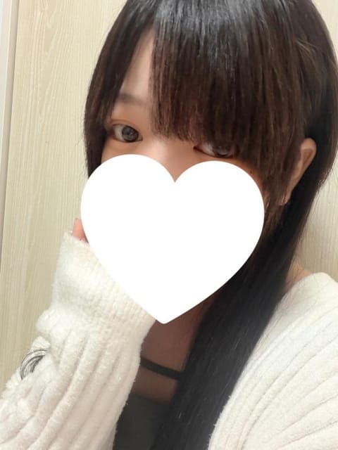 新宿MITSUBACHI（ミツバチ） セラピスト ことね 20歳