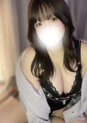 White（ホワイト）スパ セラピスト あや