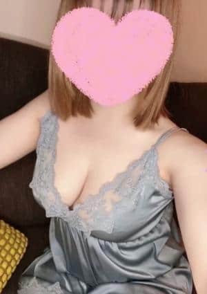 Brown（ブラウン） セラピスト 永山あおい