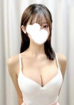中野 ちなつ