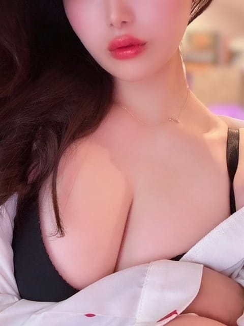 scrape_url:https://mimispa-ginza.com/photos/232/gal4_232.jpg