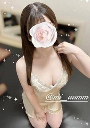 みあ