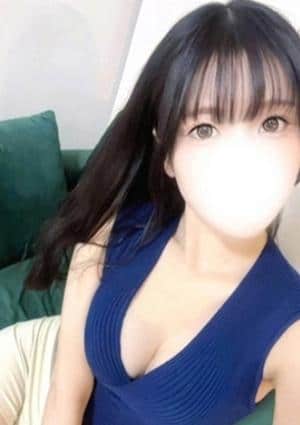 若槻あずさ