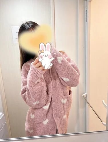 scrape_url:https://esthe-angeaile.com/images_staff/102/040715404176.jpeg
