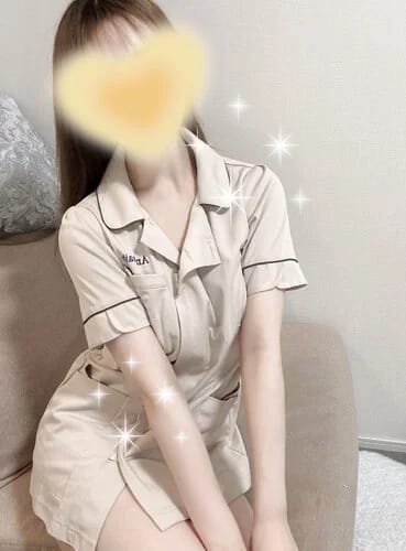 scrape_url:https://esthe-angeaile.com/images_staff/102/051916145292.jpeg