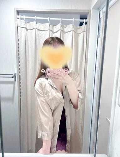scrape_url:https://esthe-angeaile.com/images_staff/102/060217031341.jpeg