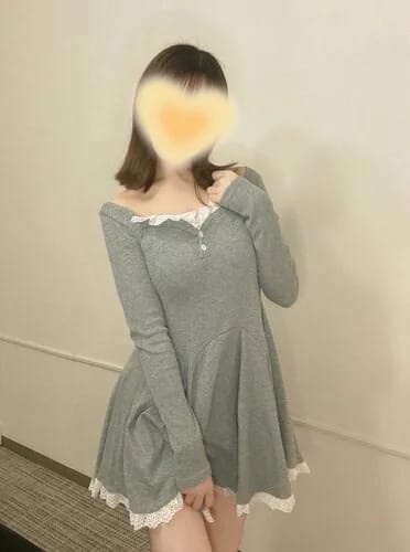 scrape_url:https://esthe-angeaile.com/images_staff/102/051916150510.jpeg
