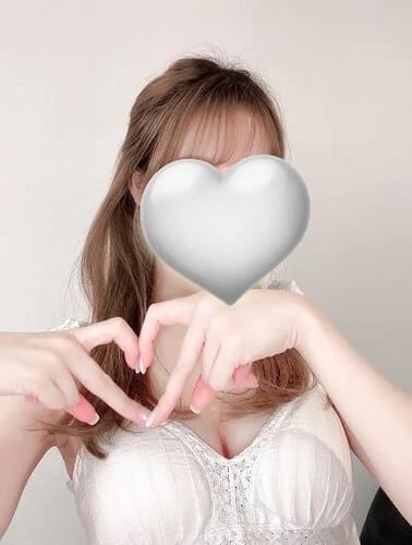 scrape_url:https://esthe-angeaile.com/images_staff/102/031012291285.jpeg