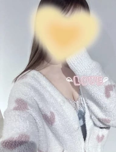 scrape_url:https://esthe-angeaile.com/images_staff/102/042817461529.jpeg