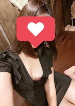 RAVIORA セラピスト まみこ