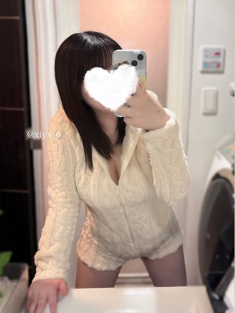 scrape_url:https://luxmoment.net/upload/cast/83_17548781834.jpg?1754878183