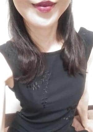 金魚妻 セラピスト あいり夫人