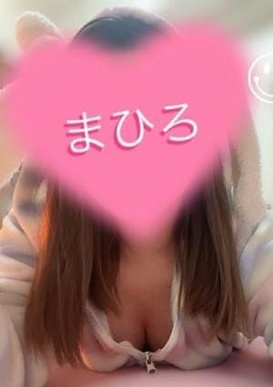 蒼井まひろ