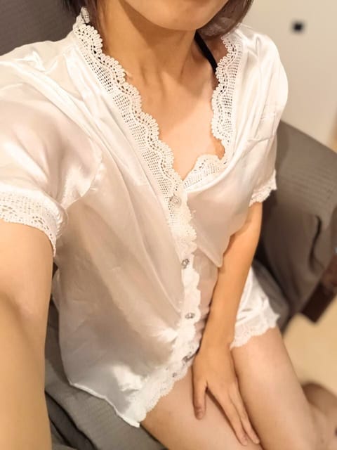 新宿秘密妻 セラピスト ヒスイ