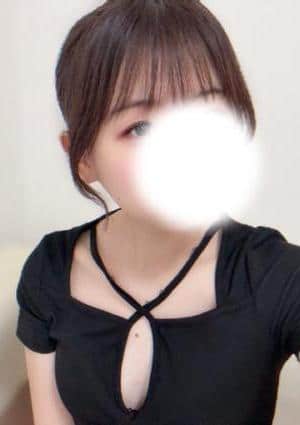 小春ゆな