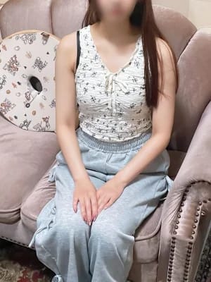 ラブランド セラピスト るの 24歳