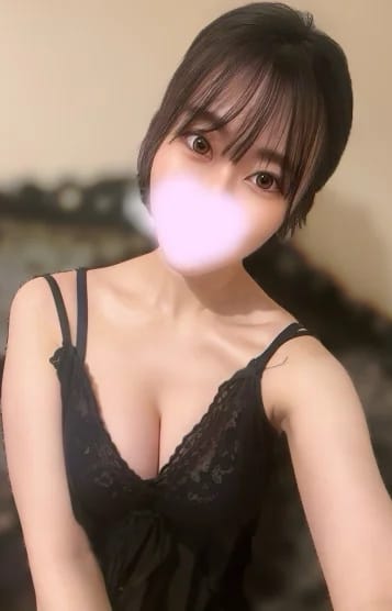 scrape_url:https://img.estama.jp/shop_data/00000031936/cast/sub/357x556/6krhd_20260526135549.jpg?f=webp