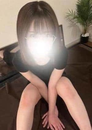 アロマクリスタル セラピスト 桃瀬ことの