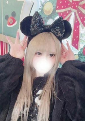成瀬あこ