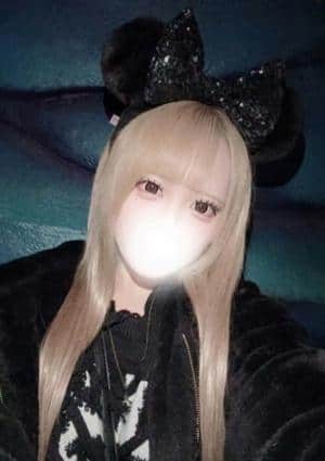 成瀬あこ