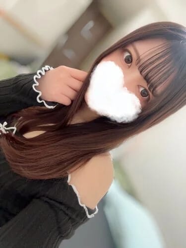 scrape_url:https://esthe-angeaile.com/images_staff/21/032419474066.jpeg