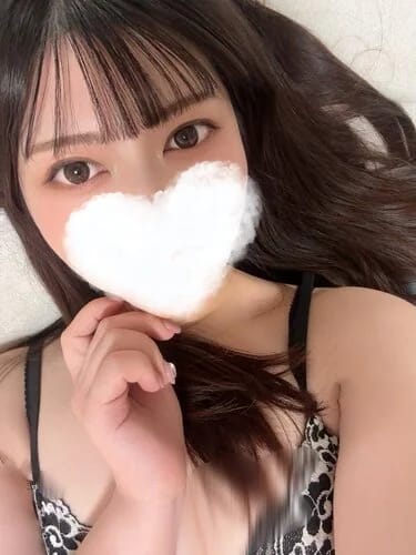 scrape_url:https://esthe-angeaile.com/images_staff/21/022001322855.jpeg