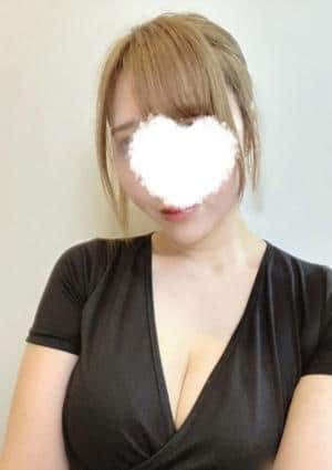 新井なな
