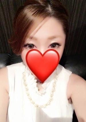 神々のエステ セラピスト まお