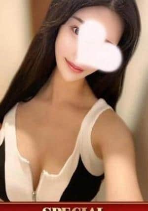 真白 ゆな