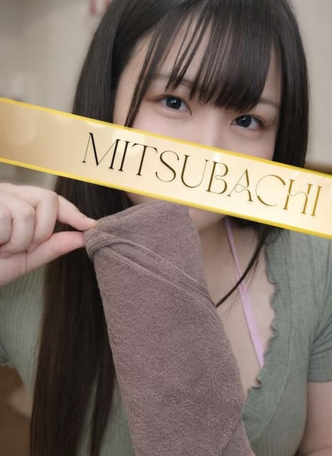 新宿MITSUBACHI（ミツバチ） セラピスト あずさ 27歳